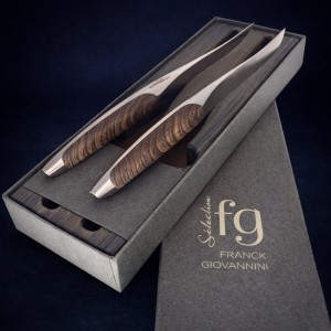 Coffret de 2 couteaux à...